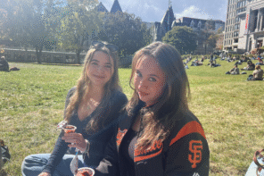 Pudding mit Gabel: The Art of Eating with a Fork, Together.